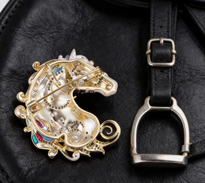 Elegant Enamel Horse Brooch ,18K Gold Plated Horse Head Pin ,Equestrian Statement Jewelry - Image 2