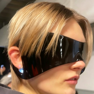 Futuristic Cyberpunk Shield Sunglasses, Oversized One-Piece Wrap Around Punk Goggles, Exaggerated Visionary Eyewear for Festivals, Parties, and Streetwear (UV400)